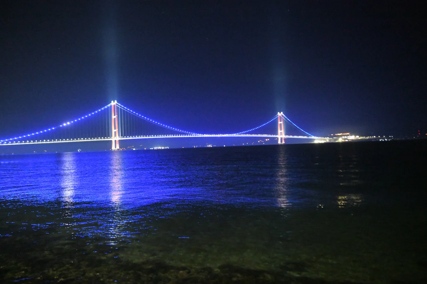 1915 Çanakkale Köprüsü Dünya Diyabet Günü nedeniyle maviye büründü