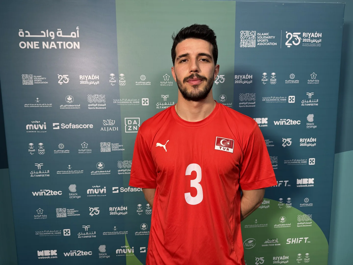 A Milli Erkek Voleybol Takımı'nın oyuncuları, Gazi Mustafa Kemal Atatürk'ü andı