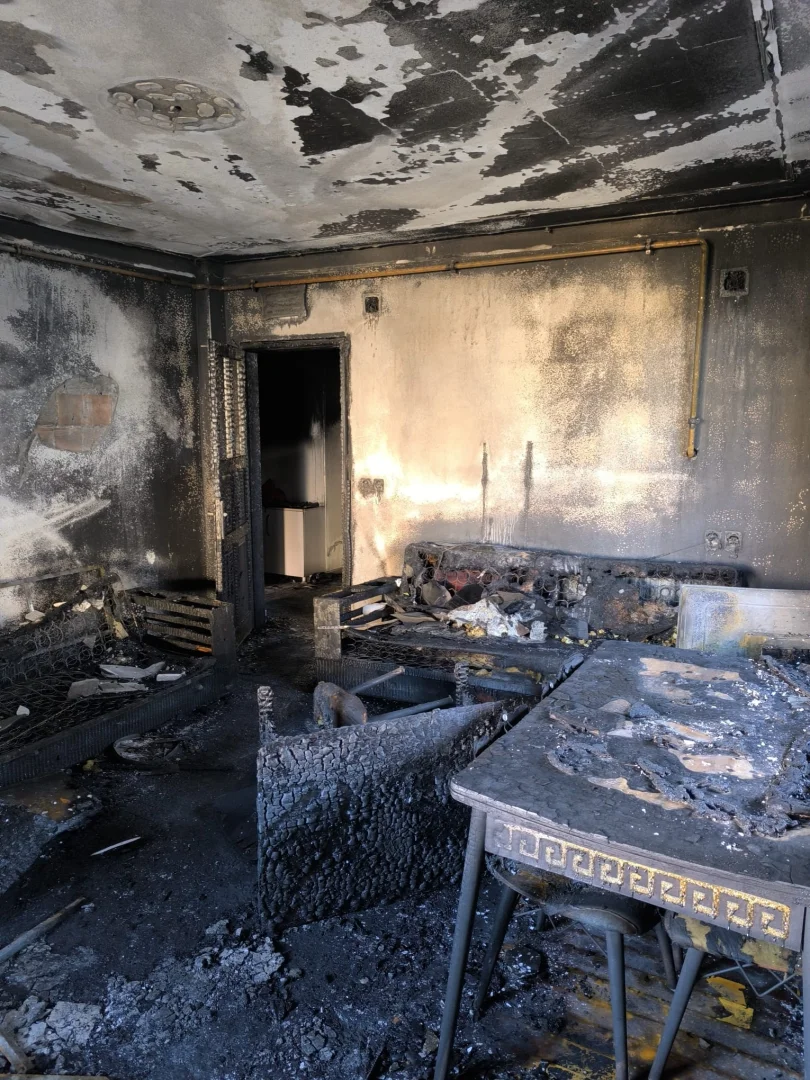 Adana'da bir ev yandı