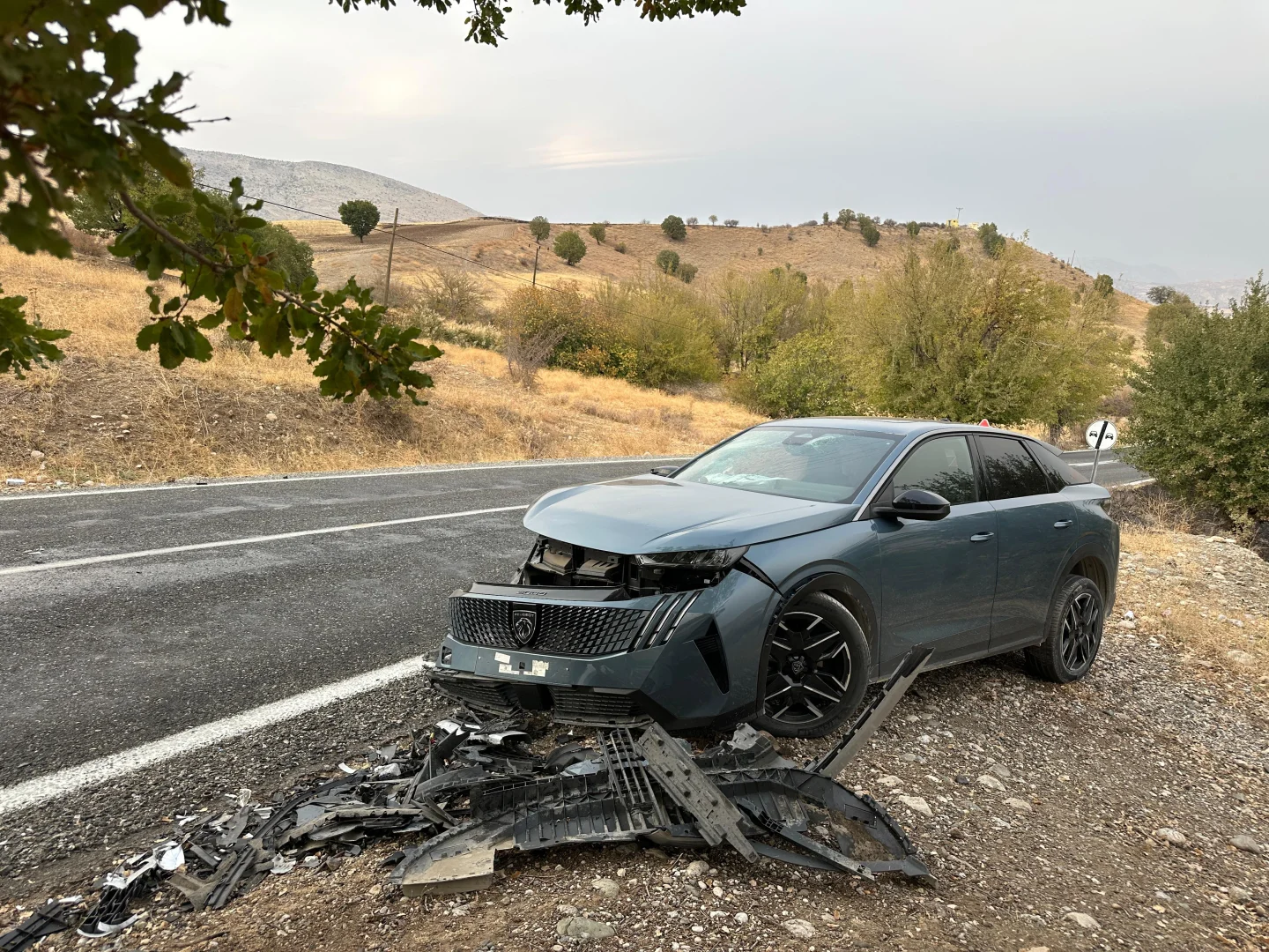 Adıyaman'da iki otomobilin çarpıştığı kazada 9 kişi yaralandı