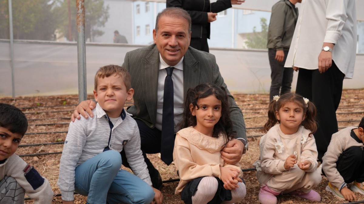 Adıyaman’da ‘Yeşil Vatan Seferberliği’nde minik eller toprakla buluştu