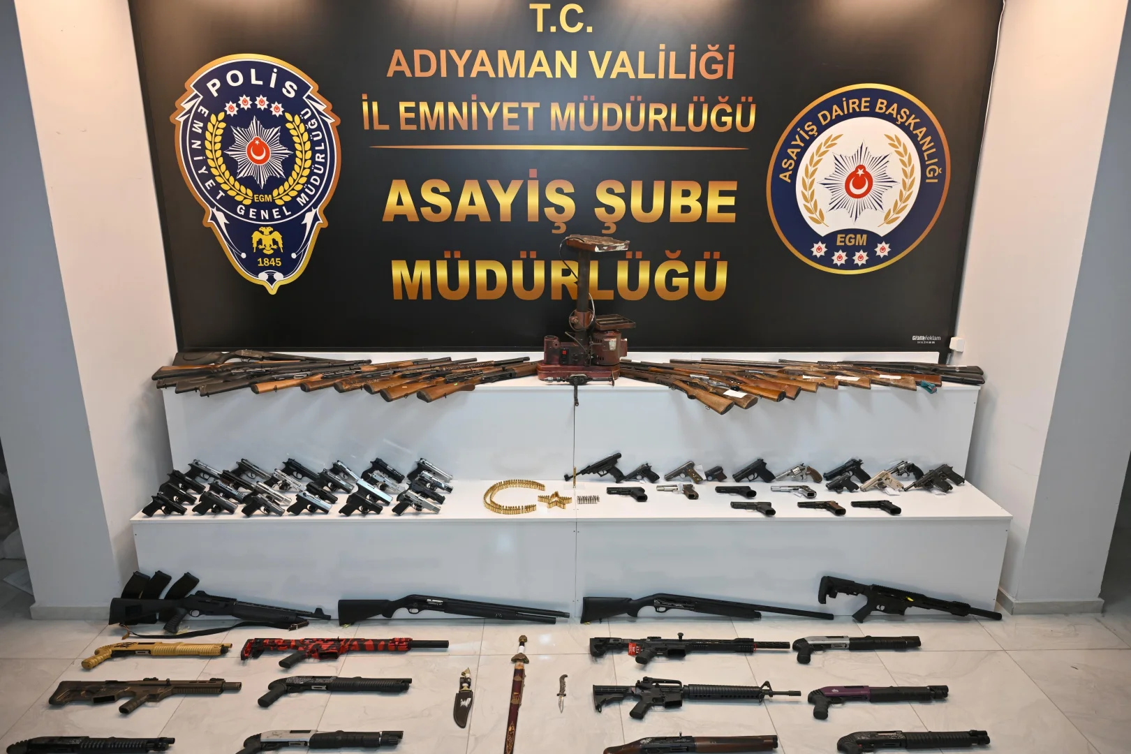 Adıyaman merkezli silah kaçakçılığı operasyonunda 28 şüpheli yakalandı