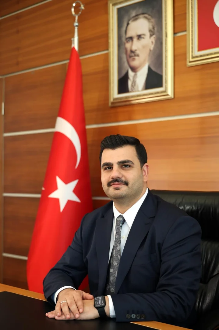 AK Parti Genel Sekreteri İnan, Foça'da yaşanan selin ardından yapılan çalışmalar hakkında bilgi verdi