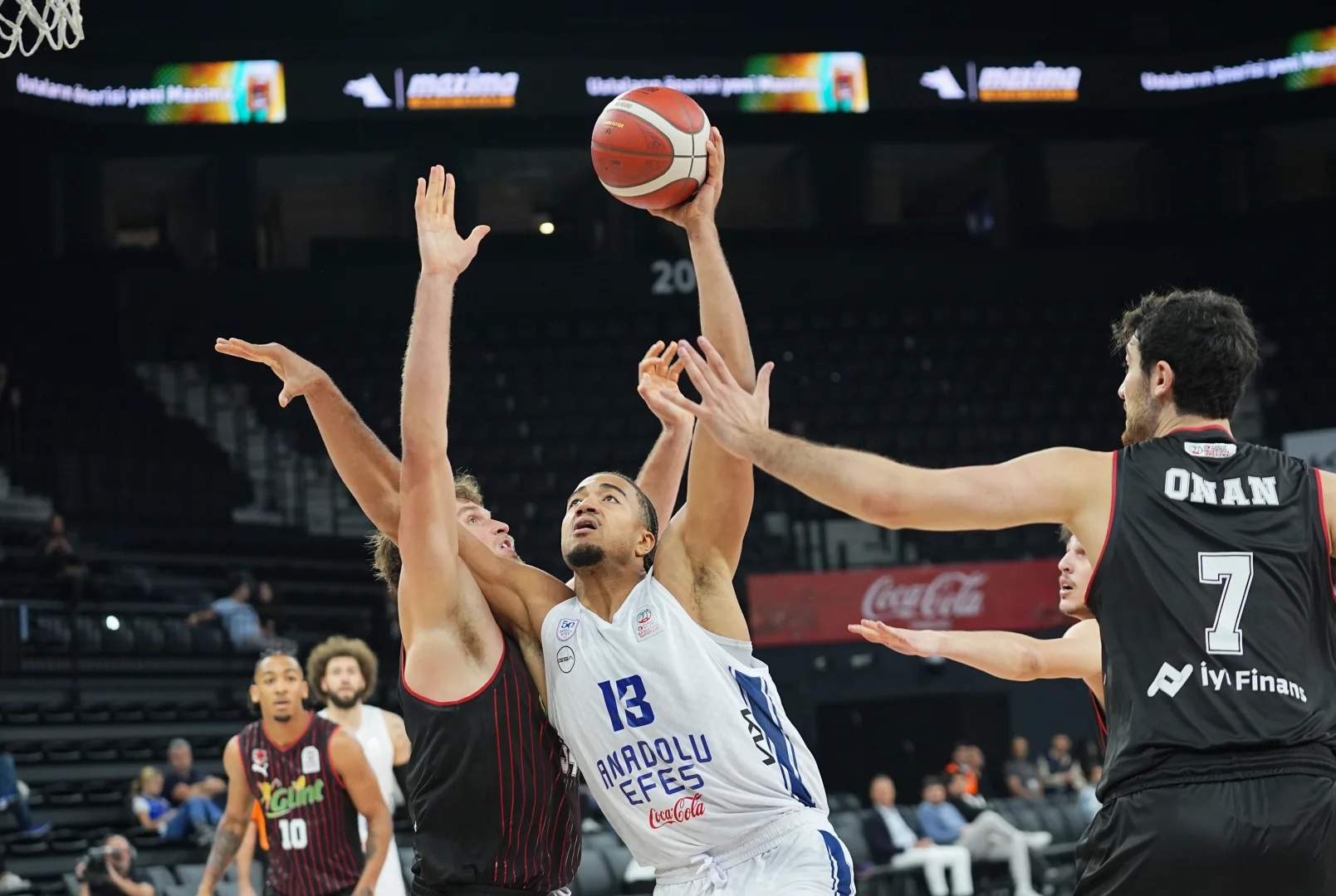 Anadolu Efes - Glint Manisa Basket