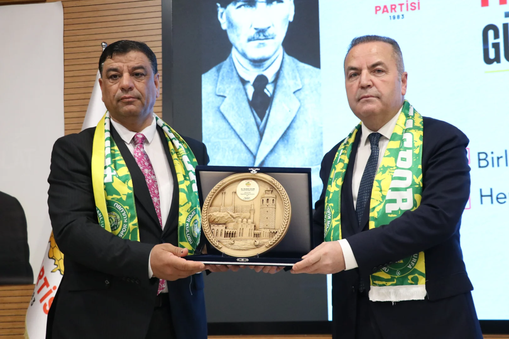 Anavatan Partisi Genel Başkanı Çelebi, Şanlıurfa'da konuştu