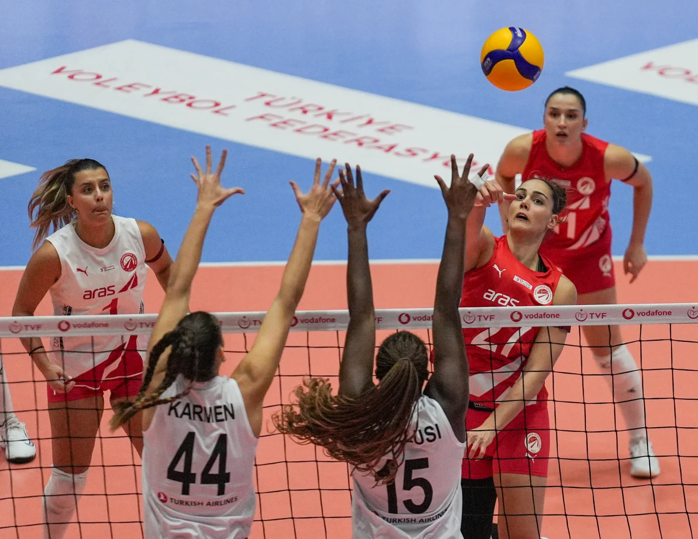 Aras Spor - Türk Hava Yolları