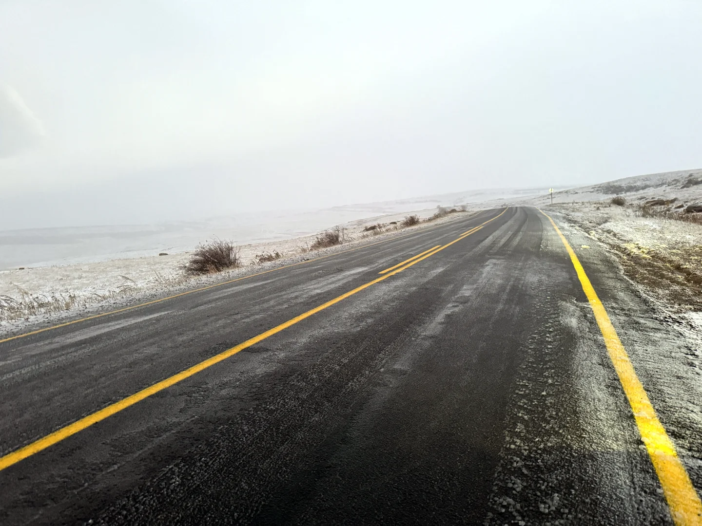 Ardahan'da kar ve tipi buzlanmaya neden oluyor