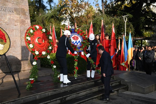 Atatürk, Trabzon'da törenle anıldı