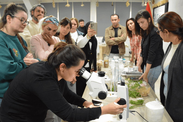 BAÇEM’de Bitki Doku Kültürü Kursu tamamlandı