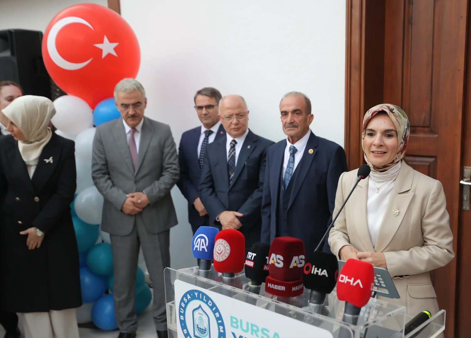 Bakan Göktaş, Bursa'da sanat ve zanaat merkezi açılışında konuştu