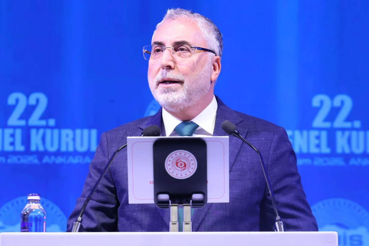 Bakan Işıkhan, İşsizlik ve İstihdamdaki Gelişmeleri Paylaştı
