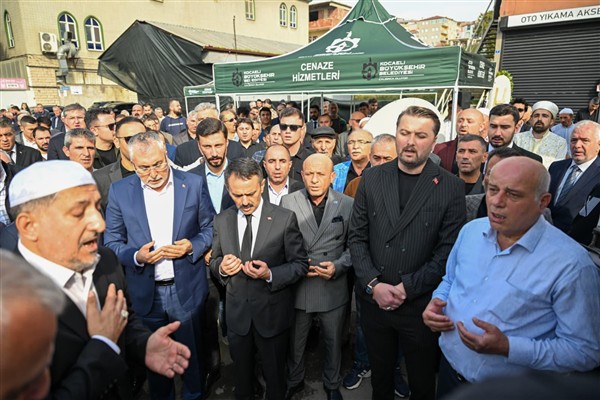 Bakan Işıkhan ve Vali Aktaş, Şengül Yılmaz'ın cenaze törenine katıldı