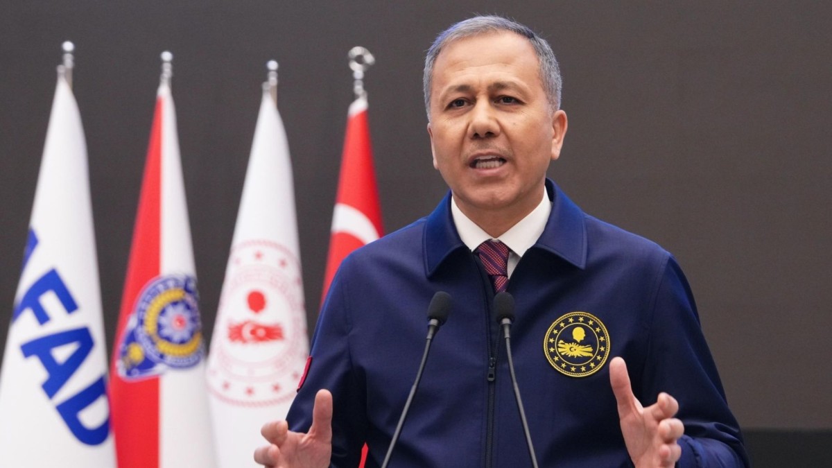 Bakan Yerlikaya: ‘İstanbul'da uyuşturucu operasyonunda 9 şüpheli yakalandı’