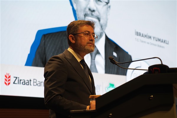 Bakan Yumaklı: 14 milyon 914 bin fidan ekerek yeni bir rekora imza attık