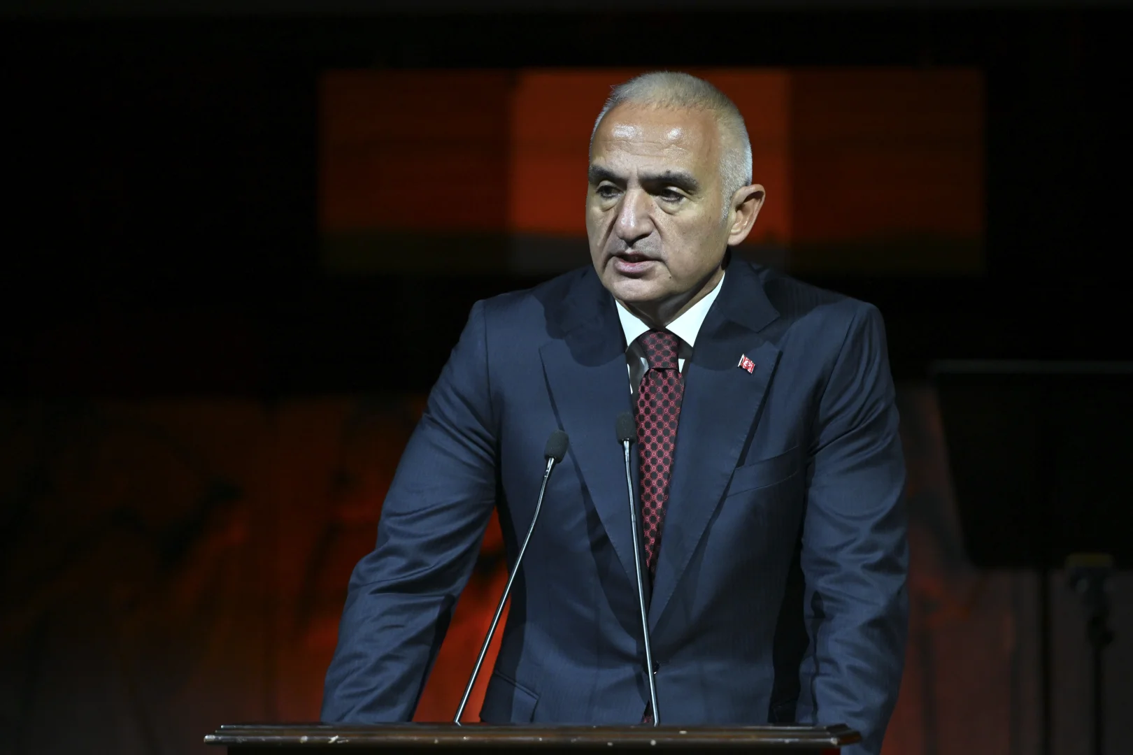 Bakanlar Kacır ve Ersoy, "Anadoludakiler: Sof'un Zamansız Yolculuğu Sergisi"nin açılışında konuştu