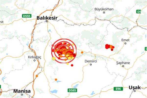 Balıkesir’de peş peşe depremler