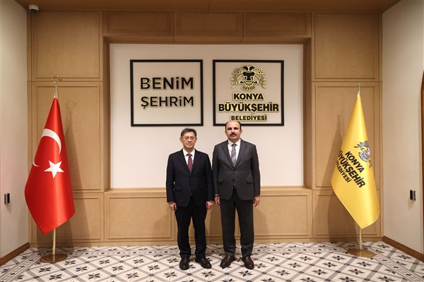 Başkan Niuping, Başkan Altay'ı ziyaret etti