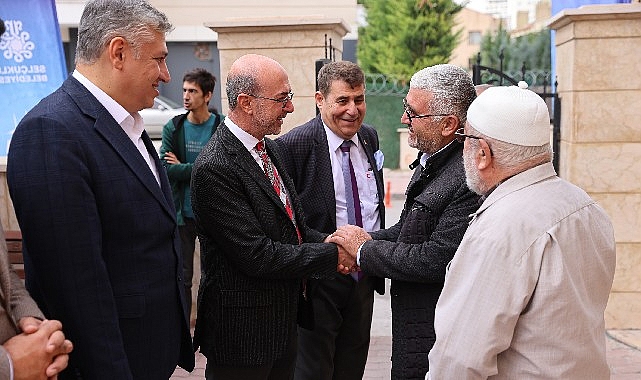 Başkan Pekyatırmacı Şeker Mahallesi'nde vatandaşlarla buluştu