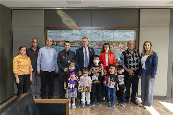 Başkan Seçer, lösemi hastası çocuklarla bir araya geldi