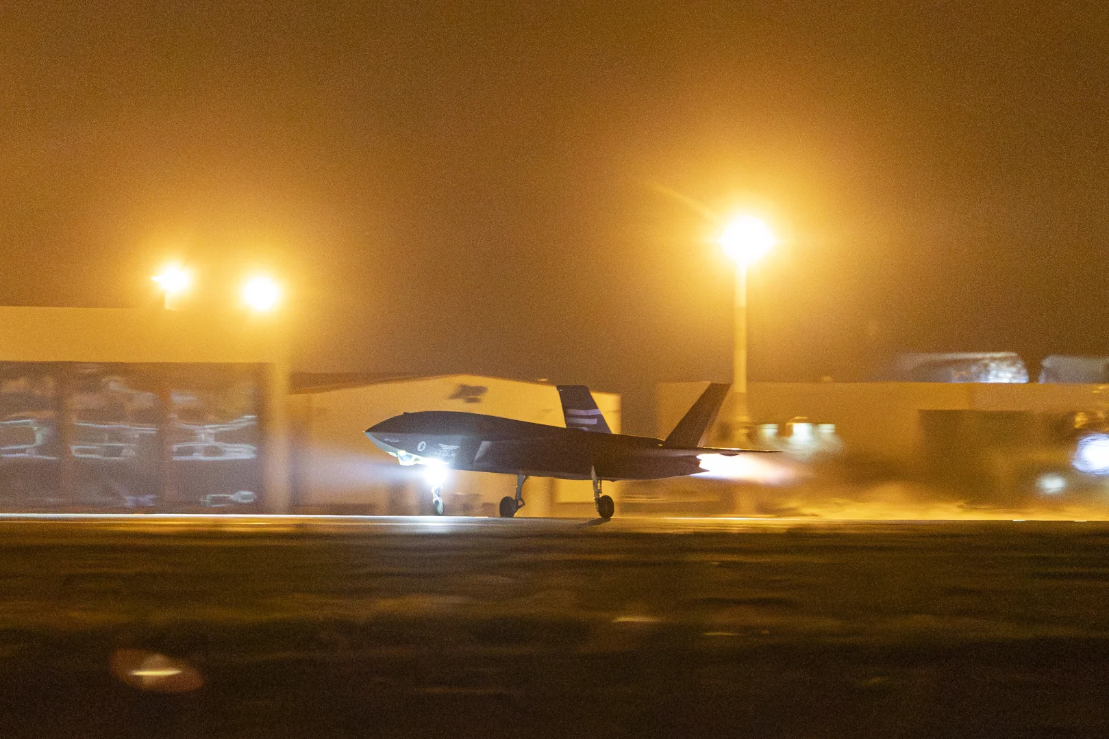 Bayraktar KIZILELMA'ya hayalet göz