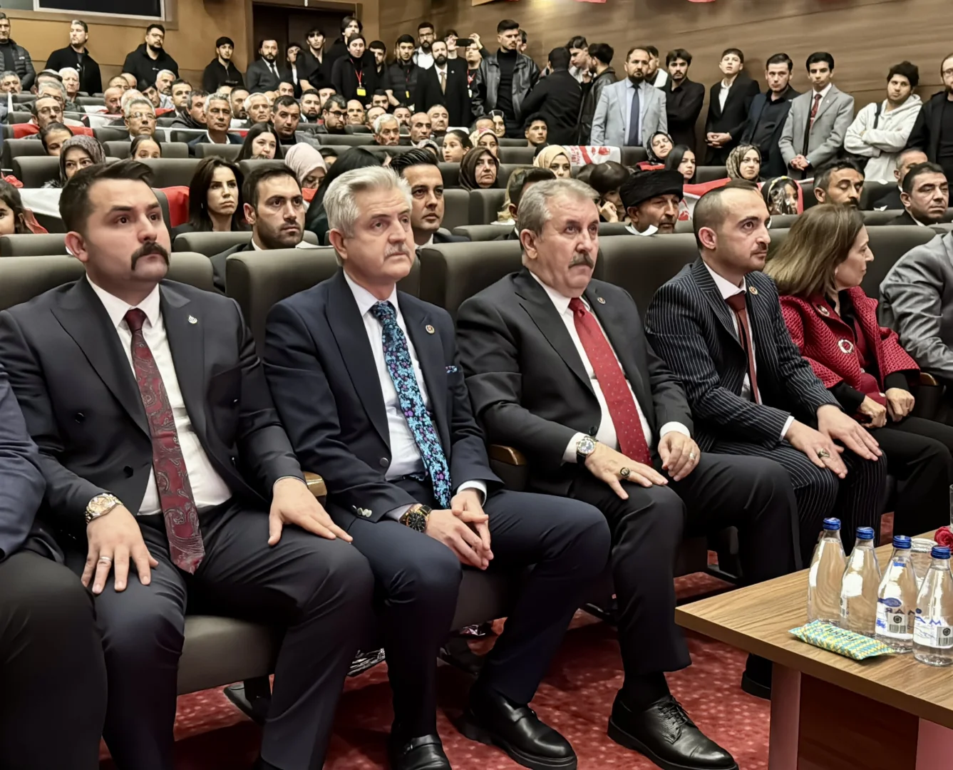 BBP Genel Başkanı Destici, partisinin Kırşehir İl Kongresi'nde konuştu