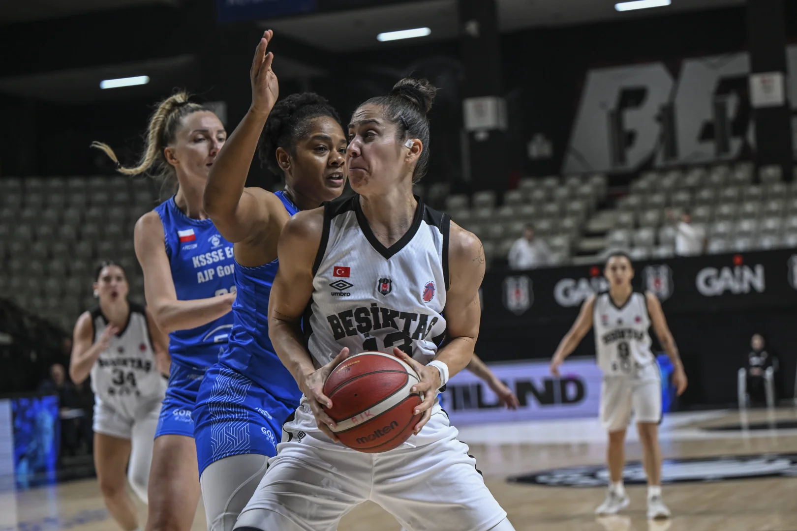 Beşiktaş - Enea Gorzov