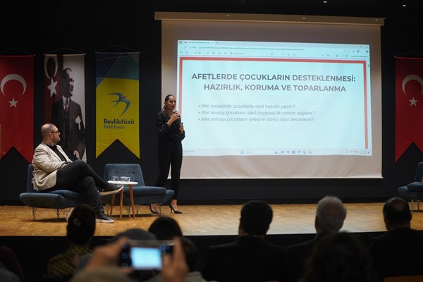 Beylikdüzü'nde afet yönetiminde kadın ve çocuk odağı konuşuldu