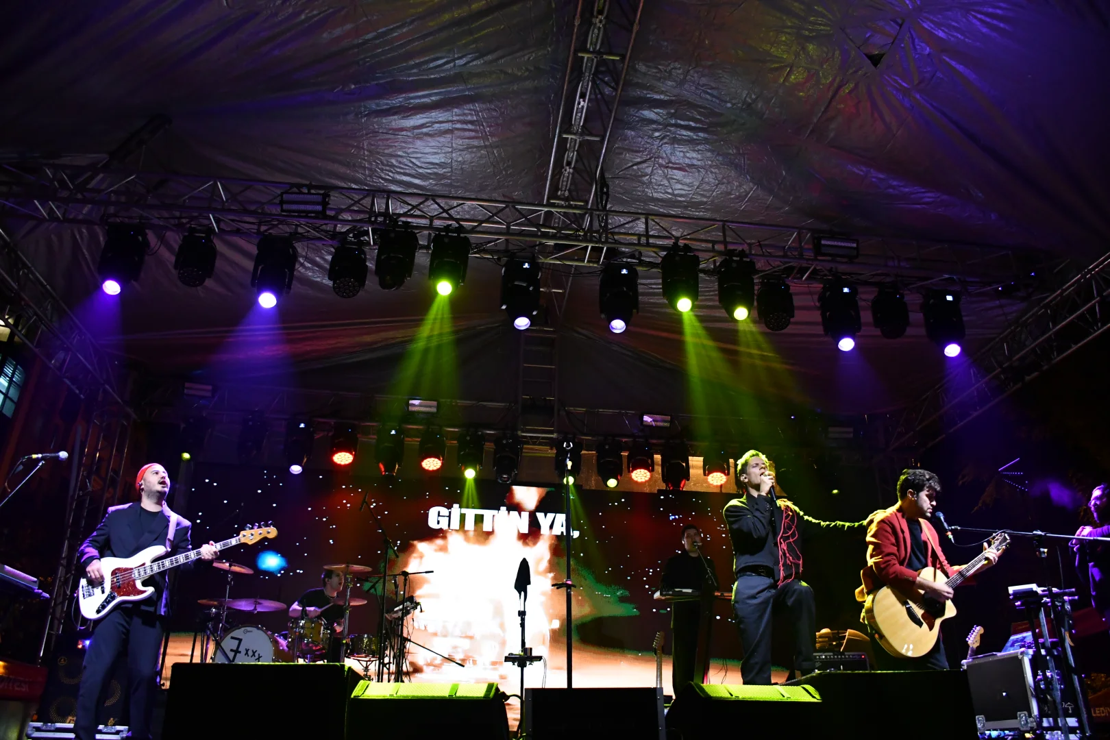 Bilecik'te Cumhuriyet'in 102. yılı fener alayıyla kutlandı