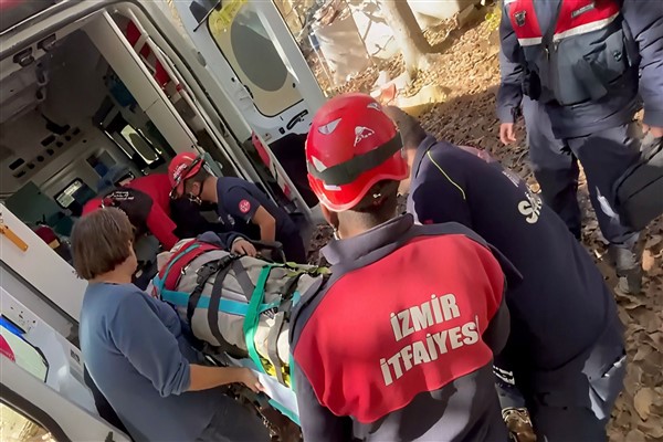 Bir vatandaş, 12 metrelik kuyudan itfaiyenin müdahalesiyle kurtarıldı