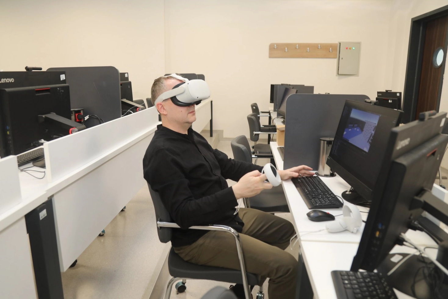 BTÜ’den Avrupa destekli yenilik... Forklift operatörlerine XR teknolojili eğitim simülatörü