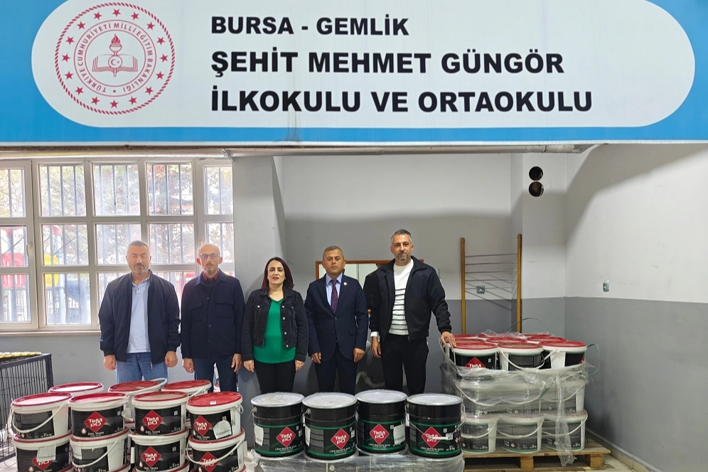 Bursa Gemlik’te Şehit Mehmet Güngör İlkokulu'na renkli destek