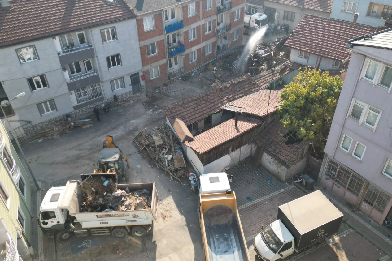 Bursa İnegöl'de çıkmaz sokaklar ulaşıma açılıyor