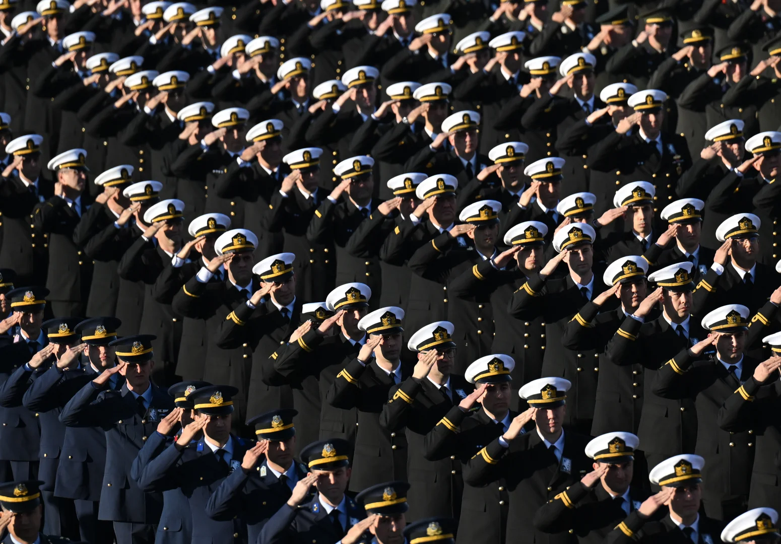 Büyük Önder Atatürk için Anıtkabir'de devlet töreni düzenlendi
