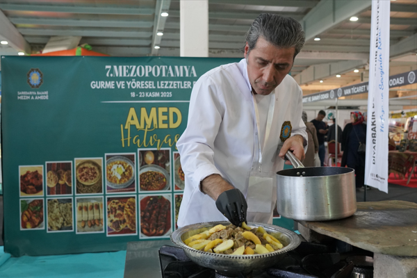 Büyükşehir'den fuarda katılımcılara lezzet ikramı