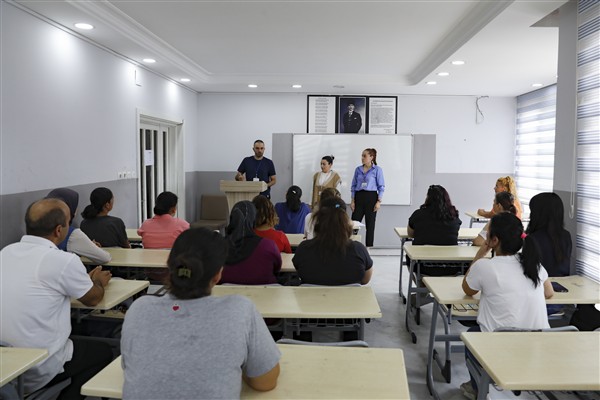 Büyükşehir, veli-öğrenci-öğretmen ilişkisini güçlendiriyor