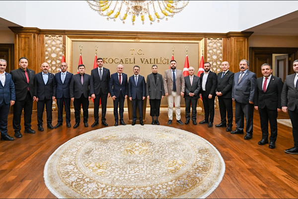 CHP Kocaeli İl Başkanı Arcan ve Yeni Yönetiminden Vali Aktaş’a ziyaret