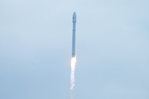 Çin, alçak Dünya yörüngesine 13 uydu gönderdi