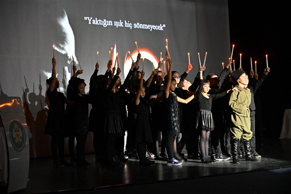 ÇKSM’li öğrencilerden Atatürk’ü Anma Programı