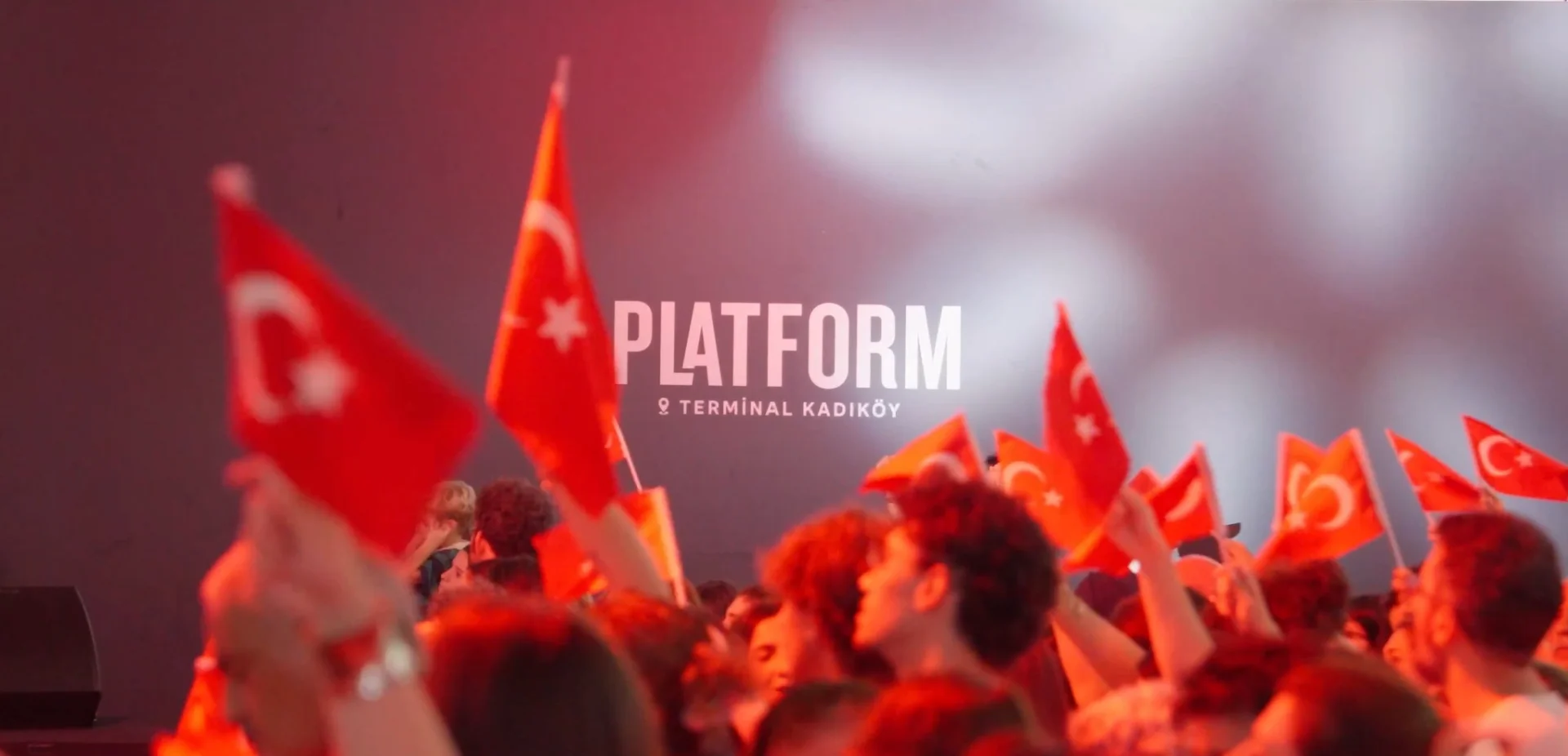 Cumhuriyet Bayramı Terminal Kadıköy'de Ozbi konseriyle kutlanacak