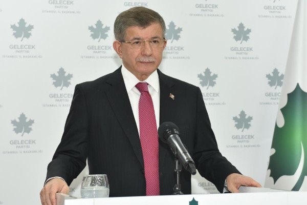 Davutoğlu’ndan Ankara Sanayi Odası’na ziyaret