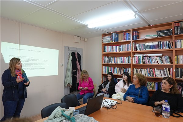 “Değişen Dünyada Yaşlanmamayı Seçenler” konulu söyleşi düzenlendi