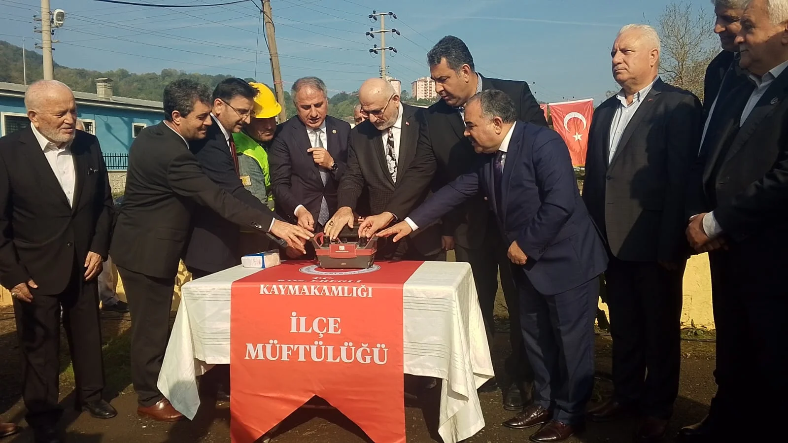 Diyanet İşleri Başkan Yardımcısı Şahin, Zonguldak'ta Kur'an kursunun temel atma töreninde konuştu