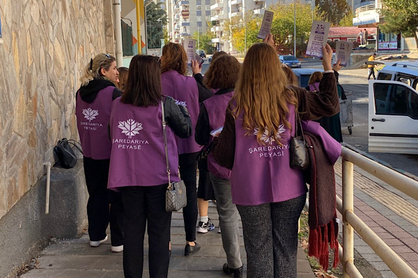 Diyarbakır Kayapınar’da Kadına Yönelik Şiddete Karşı Dayanışma Atölyeleri