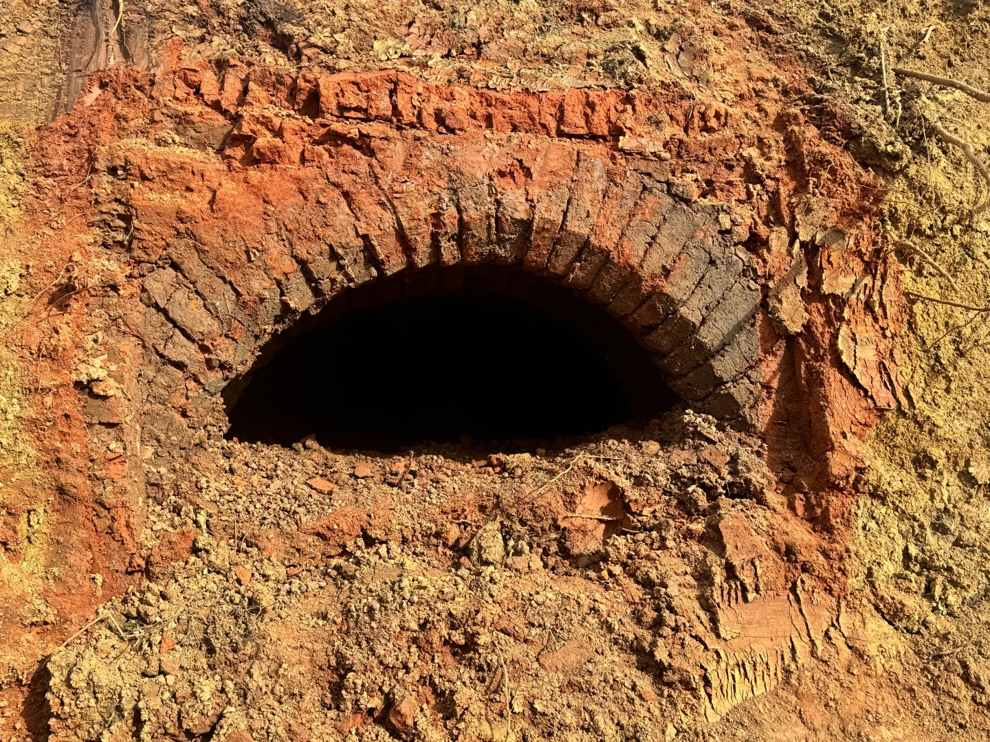 Düzce'de yol çalışmasında "kültür varlığı" olabileceği değerlendirilen yapı ortaya çıktı