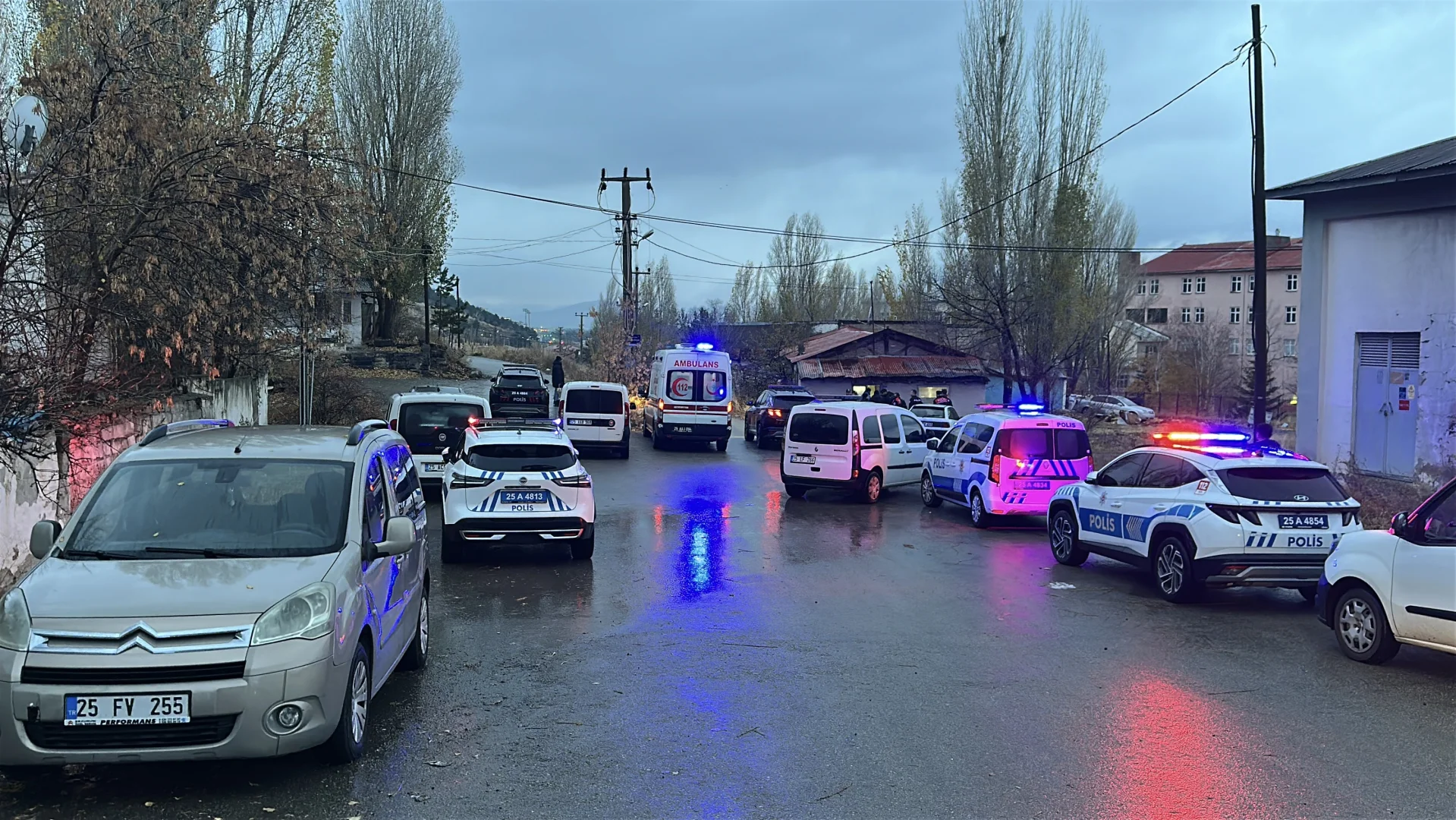 Erzurum'da evde darbedilen 3 kişi yaralandı