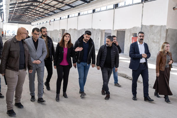 Eşbaşkanlar, Halk Ekmek Fabrikası’nda incelemelerde bulundu