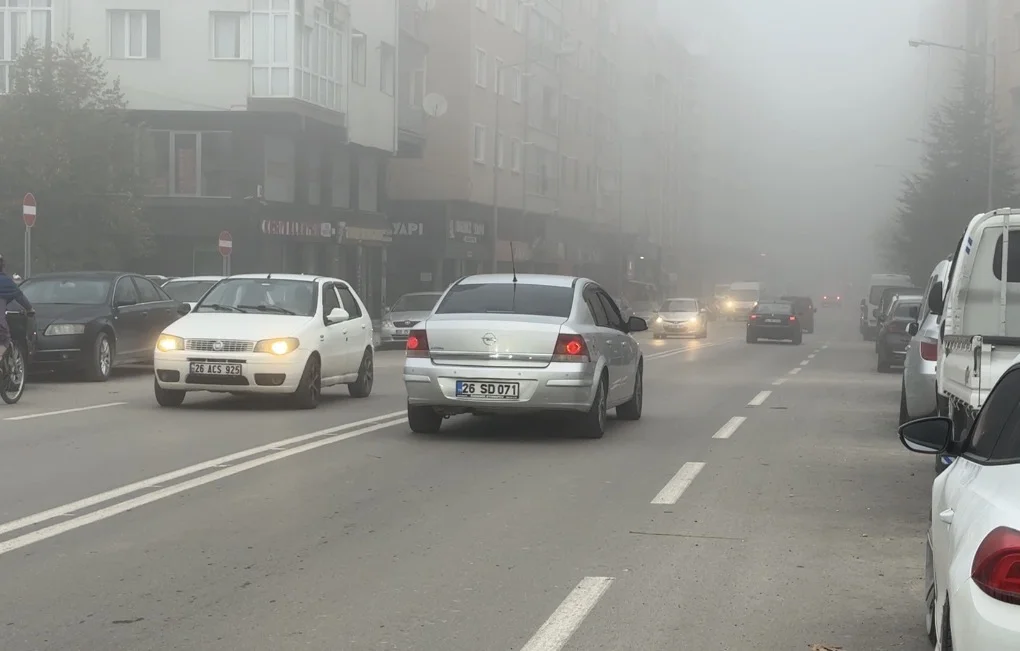 Eskişehir'de sis etkili oldu