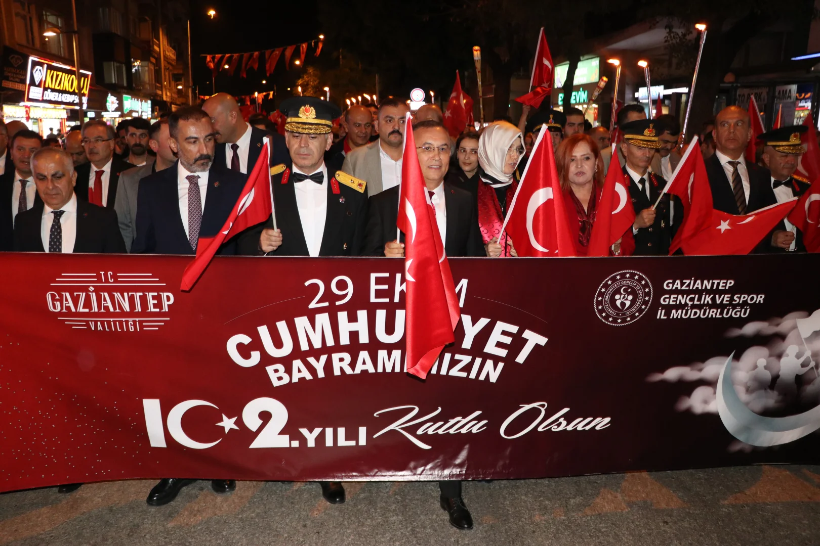 Gaziantep'te Cumhuriyet'in 102. yılı kutlamaları