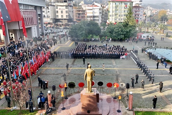 Giresun'da 10 Kasım töreni
