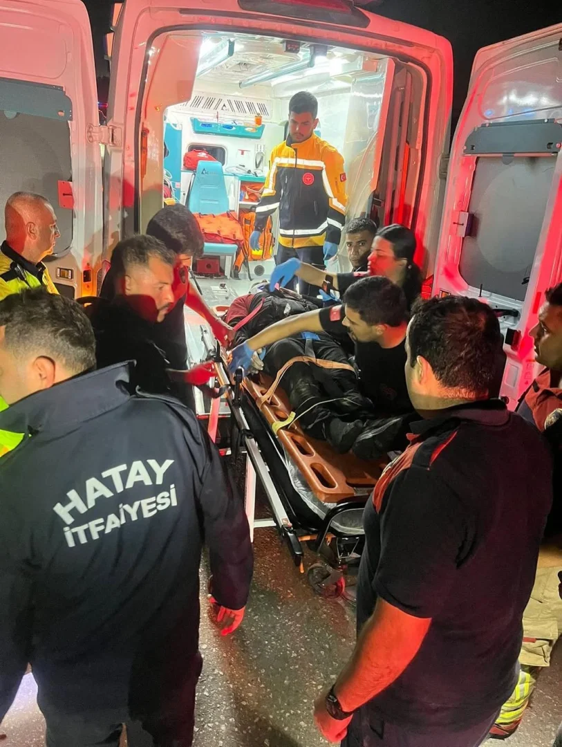 Hatay'da Asi Nehri'ne devrilen üç tekerlekli elektrikli motosikletin sürücüsü yaralandı